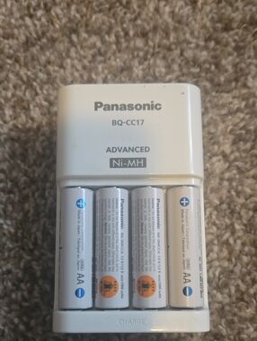 Panasonic White Battery Charger with Blue & White AA Cells